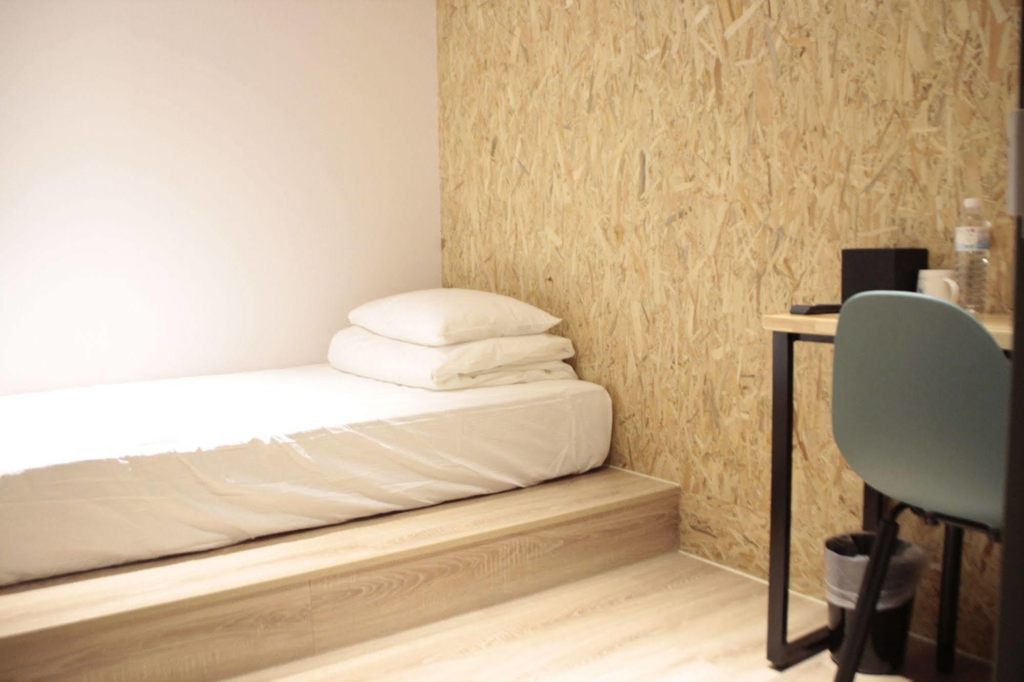 Let'S Hostel Каосюн Екстериор снимка
